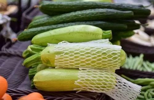 带粉籍吃瓜,揭秘“带粉籍吃瓜”背后的现象与影响