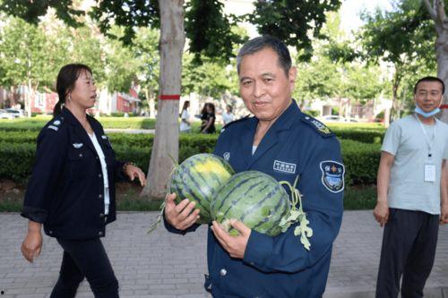 天水师院吃瓜,揭秘校园热点背后的真相