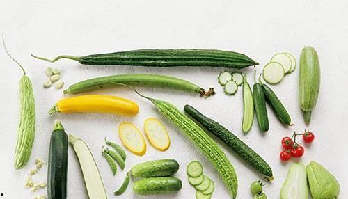 夏天吃瓜吃到饱,吃瓜盛宴，尽享清凉一夏